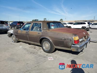 Drugie zdjęcie samochodu z przodu: 1984 OLDSMOBILE DELTA 88 ROYALE BROUGHAM VIN:1G3AY69YXE9725875 - miniatura