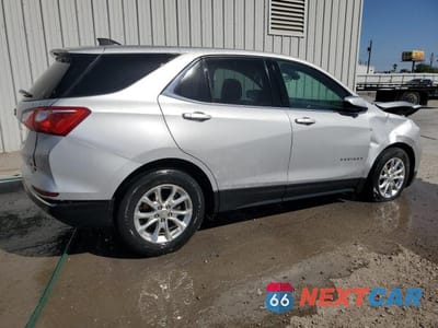 Trzecie zdjęcie samochodu z tyłu: 2020 CHEVROLET EQUINOX LT VIN:2GNAXKEV1L6187512 - miniatura