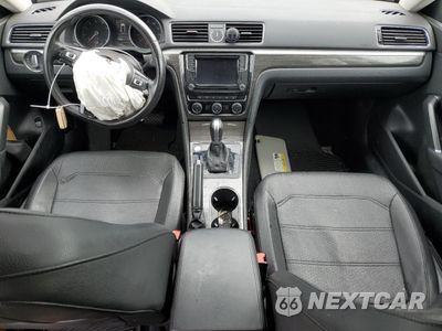 Zdjęcie 8 z 12 samochodu: 2016 VOLKSWAGEN PASSAT SE VIN:1VWBS7A35GC066537 - miniatura