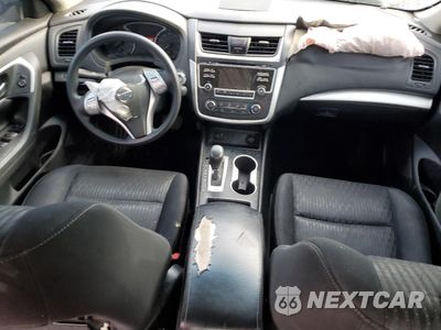 Zdjęcie 8 z 14 samochodu: 2017 NISSAN ALTIMA 2.5 VIN:1N4AL3AP2HN331417 - miniatura