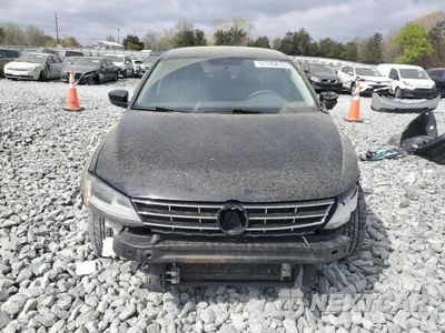 Piąte zdjęcie samochodu w środku: 2018 VOLKSWAGEN JETTA S VIN:3VW2B7AJ7JM223327 - miniatura