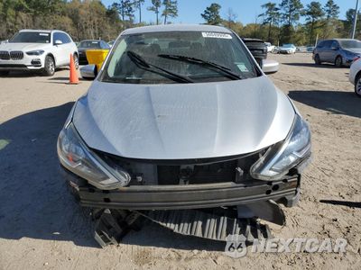 Piąte zdjęcie samochodu w środku: 2016 NISSAN SENTRA S VIN:3N1AB7AP6GL677721 - miniatura