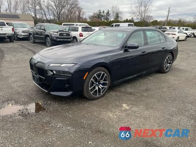 Czwarte zdjęcie samochodu z boku: 2024 BMW 750 XE VIN:WBA43EH09RCP94340 - miniatura