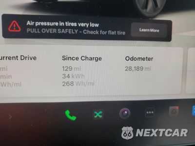 Zdjęcie 9 z 15 samochodu: 2024 TESLA MODEL Y VIN:7SAYGAEE2RF103611 - miniatura