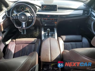 Zdjęcie 8 z 13 samochodu: 2016 BMW X5 XDRIVE35I VIN:5UXKR0C51G0S90747 - miniatura