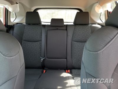 Zdjęcie 10 z 15 samochodu: 2024 TOYOTA RAV4 XLE VIN:4T3RWRFV2RU127399 - miniatura