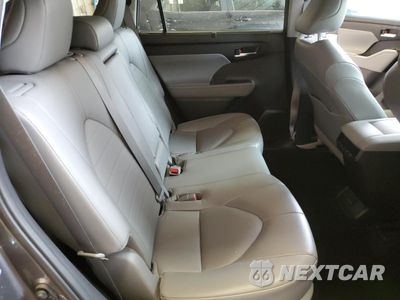 Zdjęcie 11 z 14 samochodu: 2022 TOYOTA HIGHLANDER XLE VIN:5TDGZRAH2NS538247 - miniatura