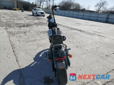 Czwarte zdjęcie samochodu z boku: 2023 HARLEY-DAVIDSON FXLRS VIN:1HD1YWZ17PB030993 - miniatura