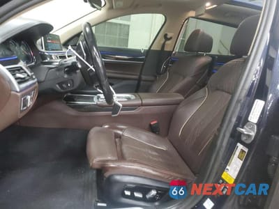 Zdjęcie 7 z 12 samochodu: 2018 BMW 750 XI VIN:WBA7F2C53JG423788 - miniatura