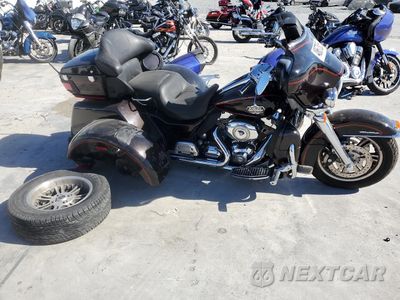 2011 HARLEY-DAVIDSON FLHTCUTG 1HD1MAM17BB854037 - główne zdjęcie licytacji z USA - miniatura