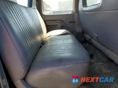 Zdjęcie 10 z 13 samochodu: 1996 FORD F350 VIN:1FTJW35GXTEA70171 - miniatura