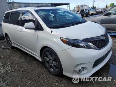 Czwarte zdjęcie samochodu z boku: 2012 TOYOTA SIENNA SPORT VIN:5TDXK3DC1CS212132 - miniatura