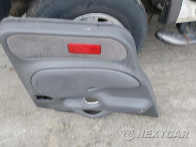 Zdjęcie 12 z 13 samochodu: 2001 FORD EXPEDITION XLT VIN:1FMPU16L21LA33149 - miniatura