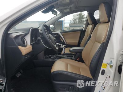 Zdjęcie 7 z 13 samochodu: 2016 TOYOTA RAV4 HV LIMITED VIN:JTMDJREV6GD059130 - miniatura