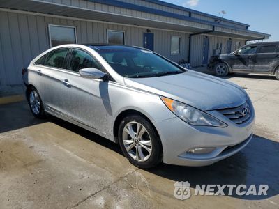 Czwarte zdjęcie samochodu z boku: 2012 HYUNDAI SONATA SE VIN:5NPEC4AC4CH494867 - miniatura