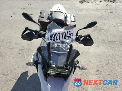 Piąte zdjęcie samochodu w środku: 2016 BMW R1200 GS VIN:WB10A1106GZ189385 - miniatura