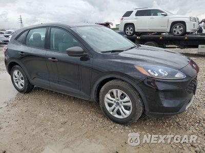 Czwarte zdjęcie samochodu z boku: 2020 FORD ESCAPE S VIN:1FMCU0F65LUC04346 - miniatura