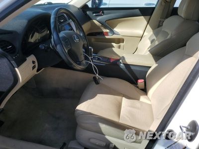 Zdjęcie 7 z 12 samochodu: 2007 LEXUS IS 250 VIN:JTHBK262175042390 - miniatura