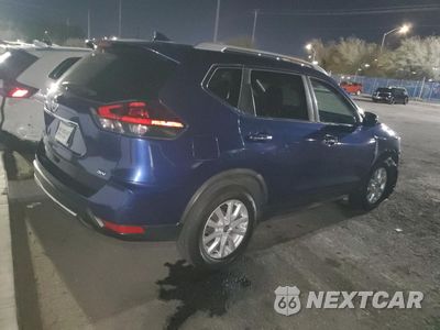 Trzecie zdjęcie samochodu z tyłu: 2018 NISSAN ROGUE S VIN:JN8AT2MT0JW454599 - miniatura