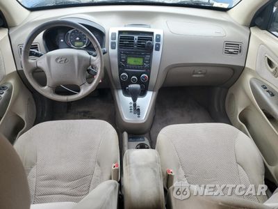 Zdjęcie 8 z 13 samochodu: 2009 HYUNDAI TUCSON SE VIN:KM8JN72D39U933682 - miniatura