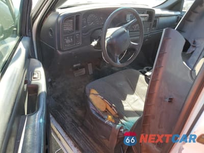 Zdjęcie 8 z 12 samochodu: 2001 CHEVROLET SILVERADO C2500 HEAVY DUTY VIN:1GCHC24U11E345190 - miniatura