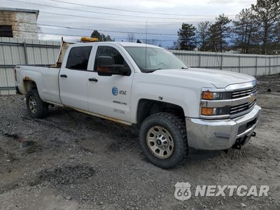 Czwarte zdjęcie samochodu z boku: 2015 CHEVROLET SILVERADO K2500 HEAVY DUTY VIN:1GC1KUEG2FF106807 - miniatura