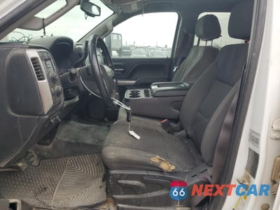 Zdjęcie 7 z 12 samochodu: 2016 CHEVROLET SILVERADO K3500 LT VIN:1GC4KZCG8GF217523 - miniatura