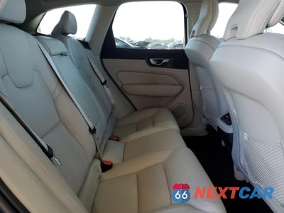 Zdjęcie 12 z 15 samochodu: 2022 VOLVO XC60 B5 INSCRIPTION VIN:YV4L12DL3N1081536 - miniatura