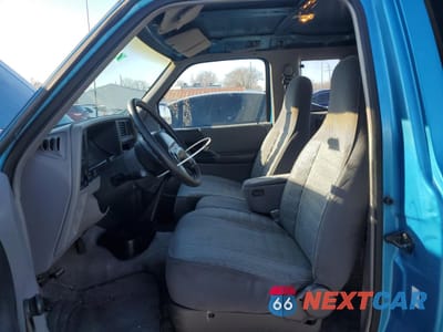 Zdjęcie 7 z 12 samochodu: 1994 FORD RANGER SUPER CAB VIN:1FTCR14X1RPA84124 - miniatura