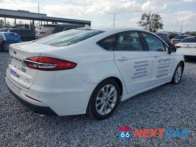 Trzecie zdjęcie samochodu z tyłu: 2019 FORD FUSION SE VIN:3FA6P0HD5KR239193 - miniatura