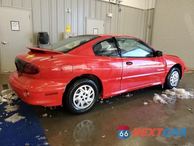 Trzecie zdjęcie samochodu z tyłu: 2002 PONTIAC SUNFIRE SE VIN:1G2JB124027127219 - miniatura