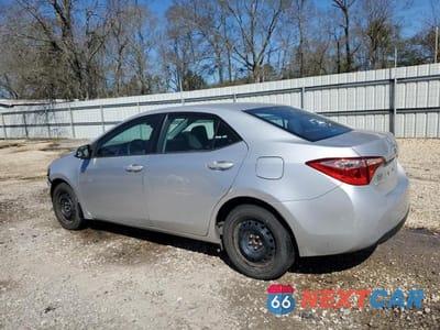 Drugie zdjęcie samochodu z przodu: 2017 TOYOTA COROLLA L VIN:5YFBURHE2HP586638 - miniatura