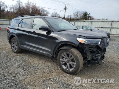 Czwarte zdjęcie samochodu z boku: 2022 FORD EXPLORER XLT VIN:1FMSK8DH5NGC42617 - miniatura