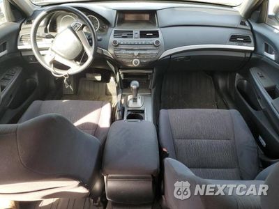 Zdjęcie 8 z 12 samochodu: 2012 HONDA ACCORD LX VIN:1HGCP2F31CA197203 - miniatura
