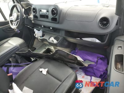 Zdjęcie 8 z 14 samochodu: 2022 MERCEDES-BENZ SPRINTER 2500 VIN:W1Y40CHY3NT098701 - miniatura