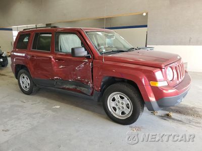 Czwarte zdjęcie samochodu z boku: 2015 JEEP PATRIOT SPORT VIN:1C4NJPBA9FD409598 - miniatura