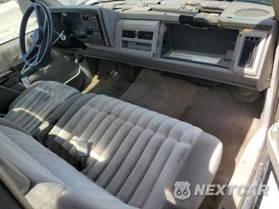 Zdjęcie 8 z 15 samochodu: 1991 CHEVROLET GMT-400 C1500 VIN:1GCDC14H9MZ201413 - miniatura