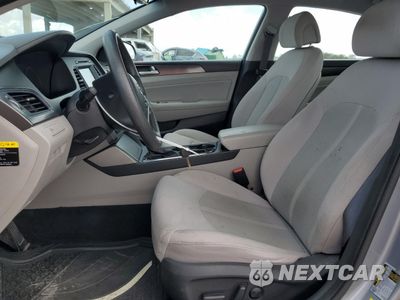 Zdjęcie 7 z 12 samochodu: 2016 HYUNDAI SONATA SPORT VIN:5NPE34AF2GH434828 - miniatura