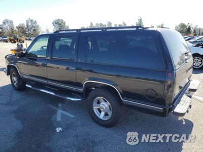 Drugie zdjęcie samochodu z przodu: 1999 CHEVROLET SUBURBAN C1500 VIN:3GNEC16R9XG198986 - miniatura