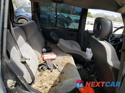 Zdjęcie 10 z 12 samochodu: 1994 SUZUKI SIDEKICK JX VIN:JS3TD03V3R4101999 - miniatura