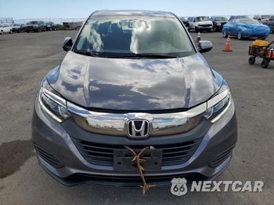 Piąte zdjęcie samochodu w środku: 2019 HONDA HR-V LX VIN:3CZRU5H34KG706095 - miniatura