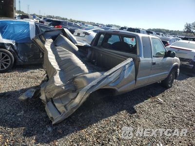 Trzecie zdjęcie samochodu z tyłu: 2000 GMC SONOMA VIN:1GTCS19W5Y8256989 - miniatura