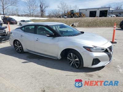 Czwarte zdjęcie samochodu z boku: 2022 NISSAN MAXIMA SV VIN:1N4AA6CV6NC506777 - miniatura