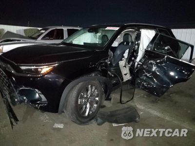2024 TOYOTA GRAND HIGHLANDER XLE 5TDAAAB53RS036064 - główne zdjęcie licytacji z USA - miniatura