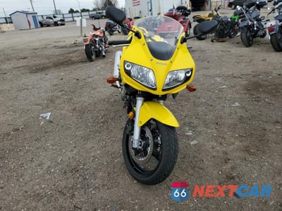 Drugie zdjęcie samochodu z przodu: 2005 SUZUKI SV650 VIN:JS1VP53A952103510 - miniatura