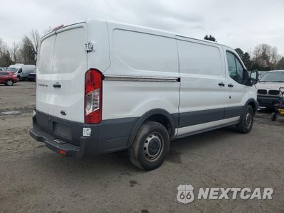 Trzecie zdjęcie samochodu z tyłu: 2017 FORD TRANSIT T-150 VIN:1FTYE1YMXHKA27823 - miniatura