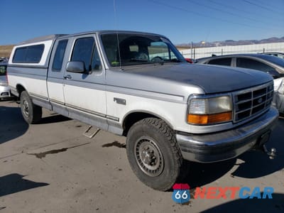 Czwarte zdjęcie samochodu z boku: 1994 FORD F250 VIN:1FTHX25G0RKB43693 - miniatura