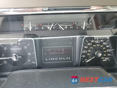 Zdjęcie 9 z 14 samochodu: 2012 LINCOLN NAVIGATOR L VIN:5LMJJ3H57CEL07328 - miniatura