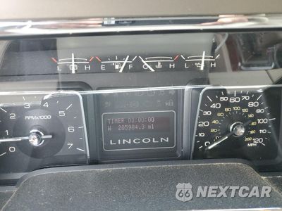 Zdjęcie 9 z 14 samochodu: 2012 LINCOLN NAVIGATOR L VIN:5LMJJ3H57CEL07328 - miniatura
