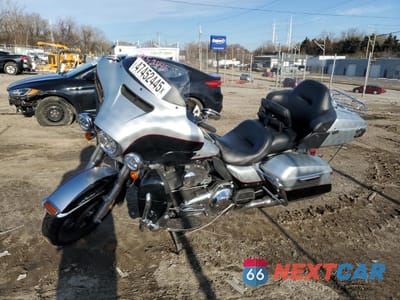 Trzecie zdjęcie samochodu z tyłu: 2015 HARLEY-DAVIDSON FLHTK ULTRA LIMITED VIN:1HD1KEL14FB692436 - miniatura